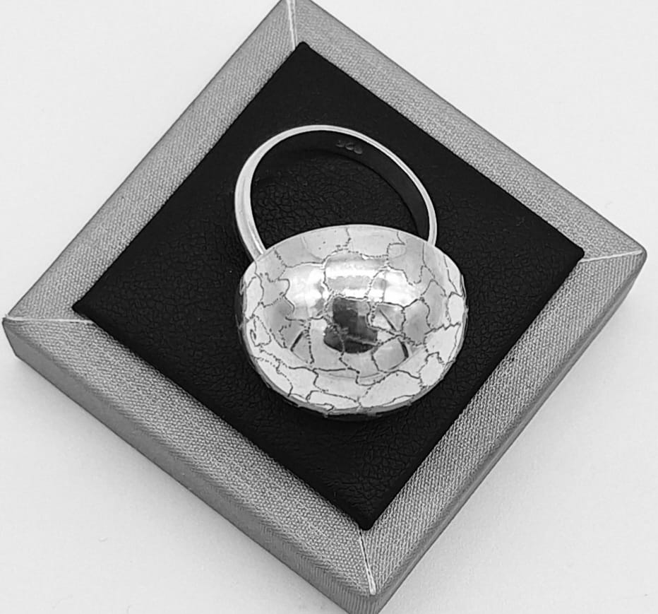 Anillo Diamantada Plata Ley 925, sello de autenticidad Plata Ley .925