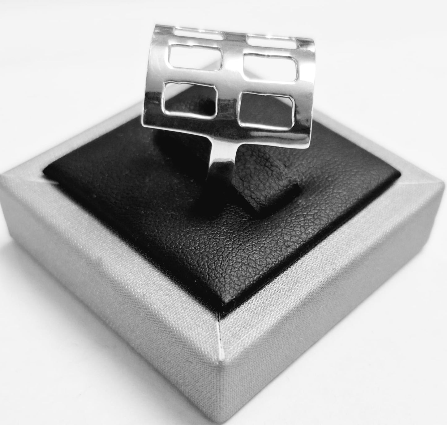 Anillo Plata Ley 925, sello de autenticidad Plata Ley .925