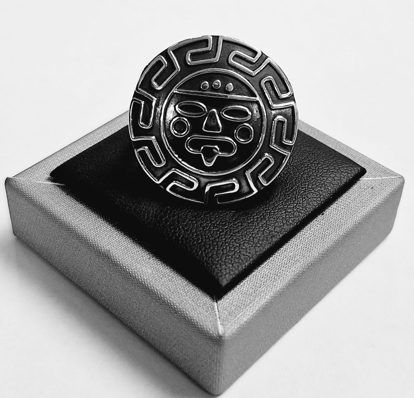 Anillo Azteca en Plata Ley 925, sello de autenticidad Plata Ley .925