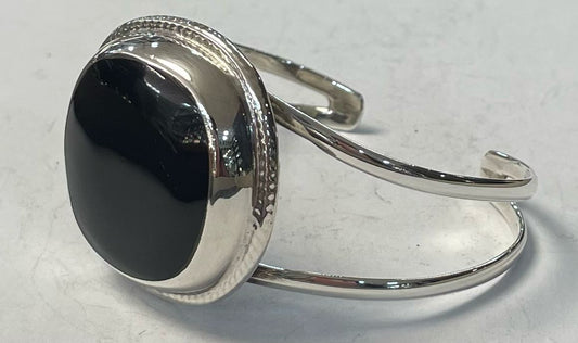 Brazalete con Obsidiana en Plata Ley 925, vista frontal