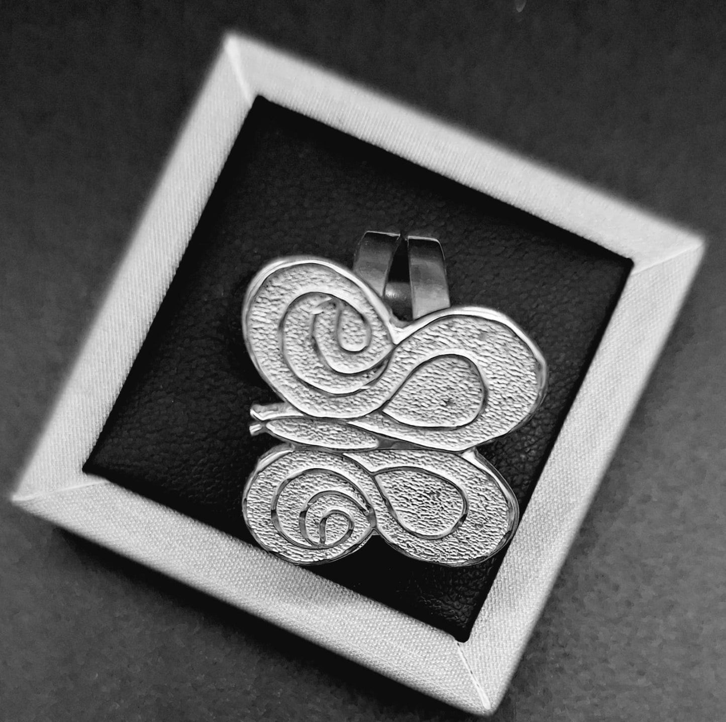 Anillo Plata Ley 925 , Mariposa, sello de autenticidad Plata Ley .925