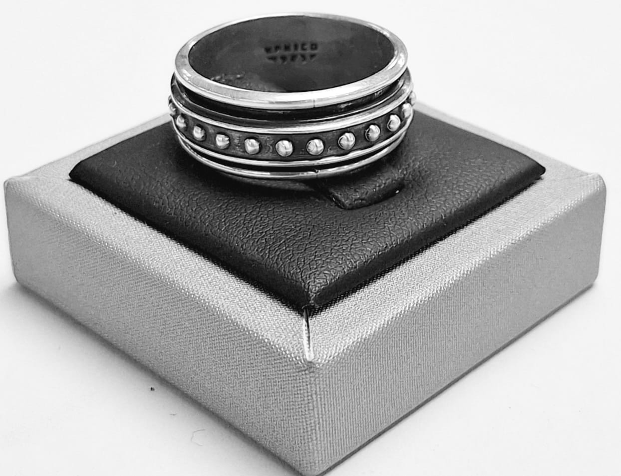 Anillo Anti Ansiedad en Plata Ley 925, vista frontal