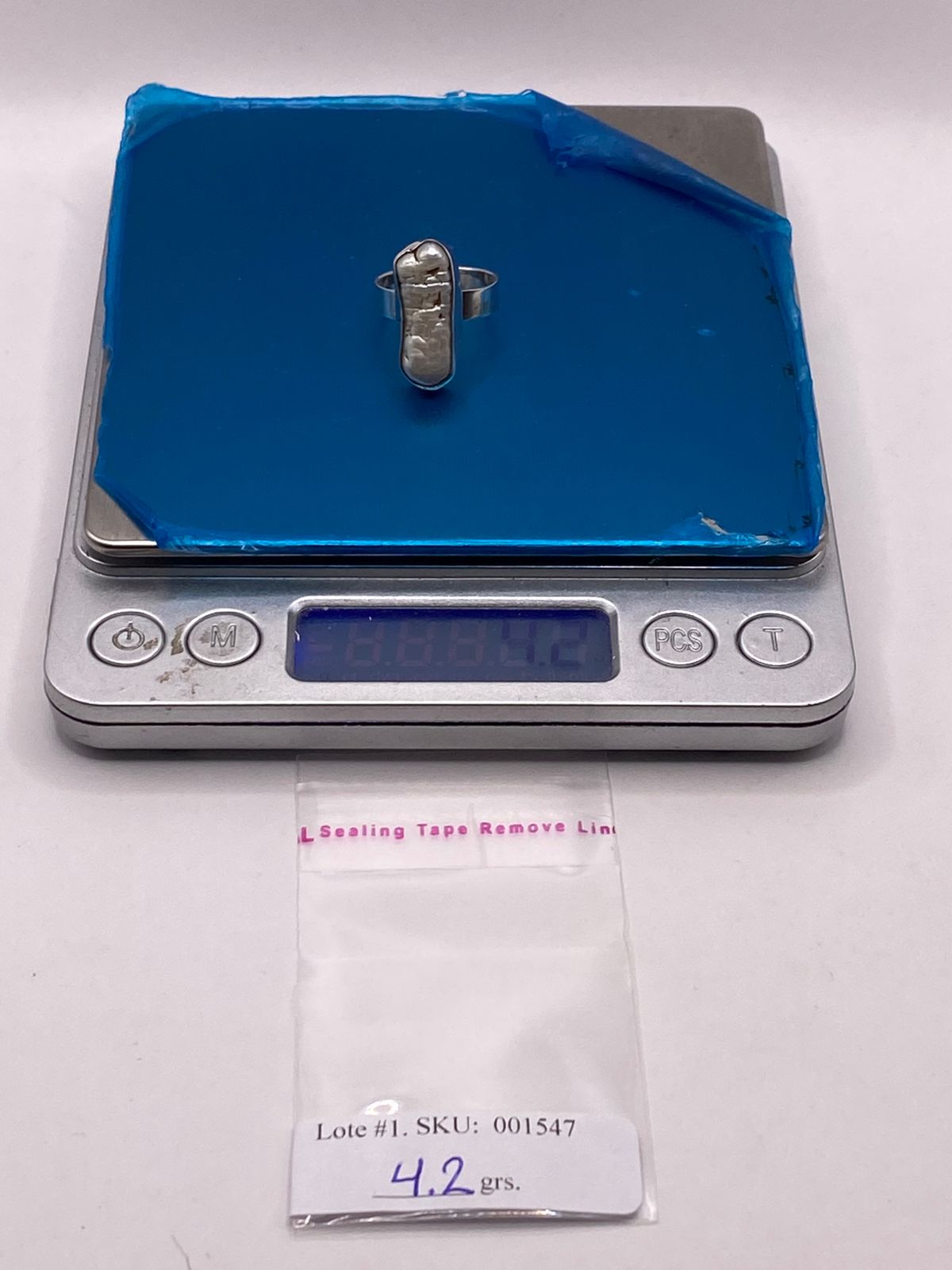 Anillo Artesanal de Plata Ley 925 con Nácar Natural, peso en gramos (báscula)