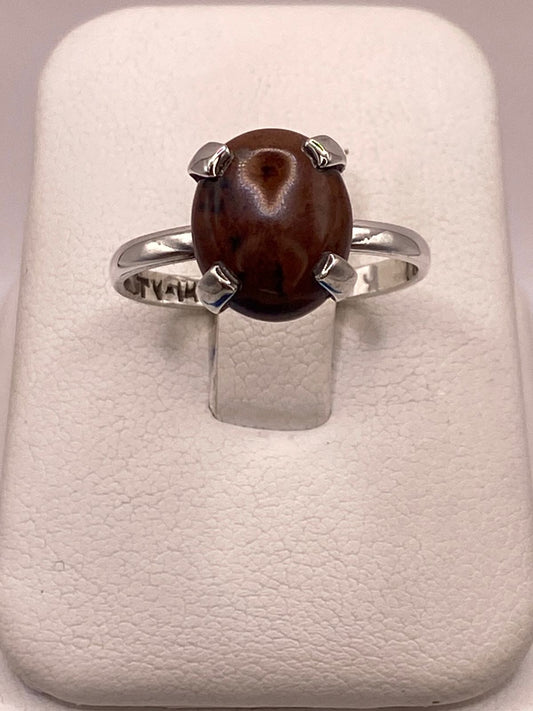 Anillo Artesanal de Plata Ley 925 con Obsidiana Caoba Natural, vista frontal