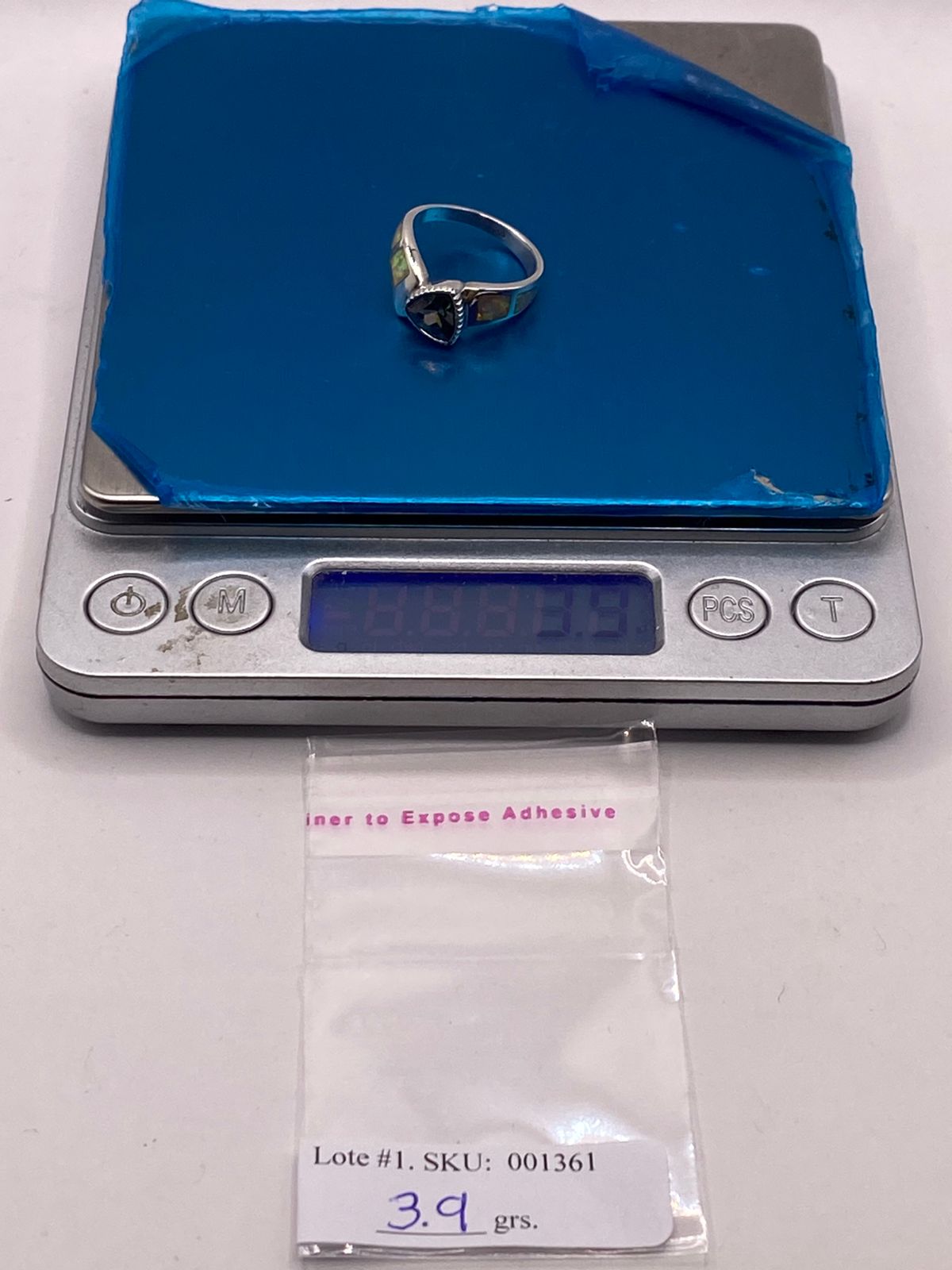 Anillo Artesanal de Plata Ley 950 con Ópalo de Fuego y Zirconia, peso en gramos (báscula)