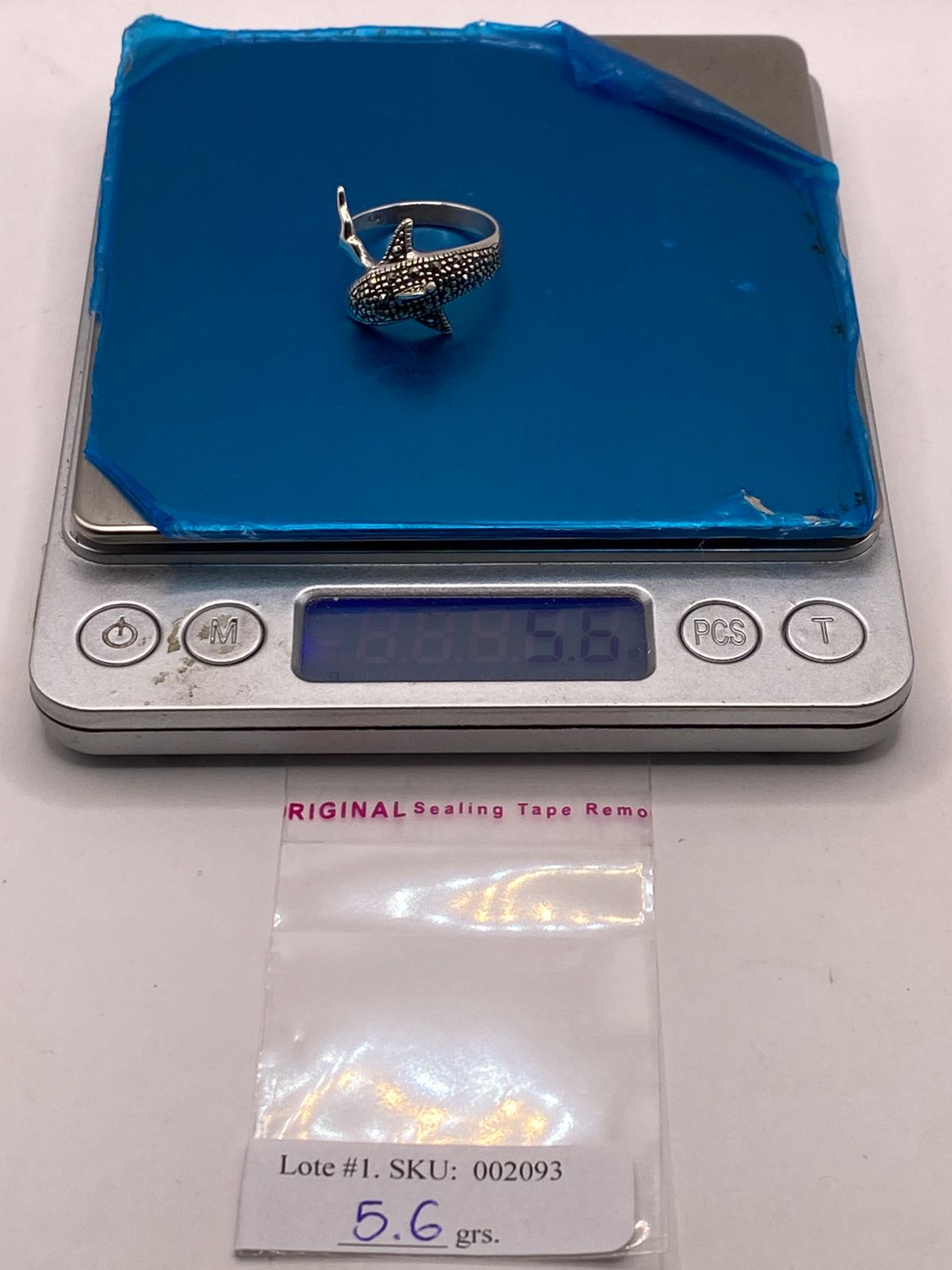 Anillo Delfín con Marquesitas en Plata Ley 925, peso en gramos (báscula)