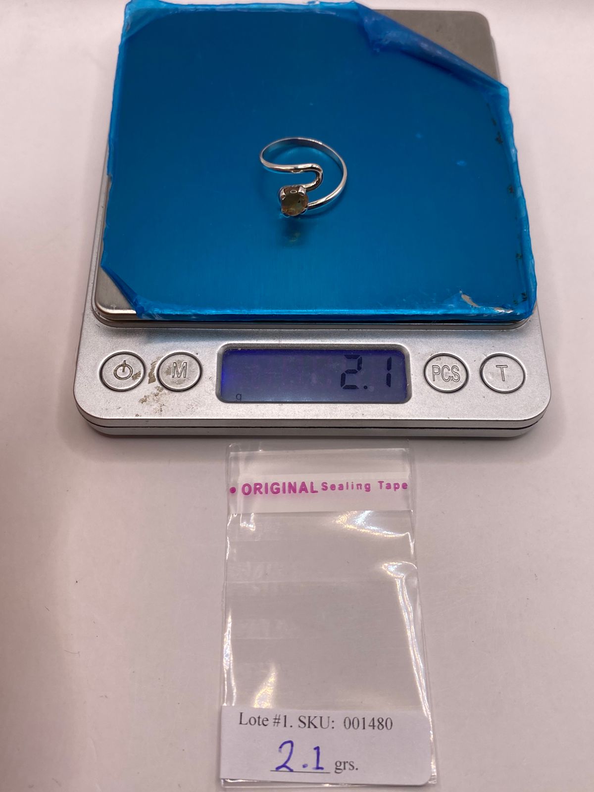 Anillo Envolvente de Plata Ley 925 con Ámbar Ahumado, peso en gramos (báscula)