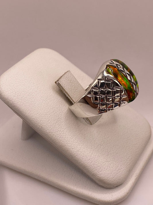 Anillo con Ópalo de Fuego Multicolor en Plata Ley .950, vista frontal
