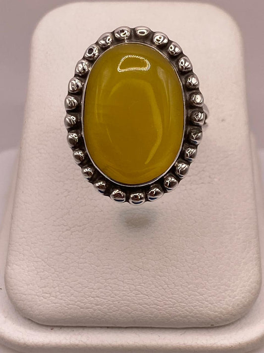 Anillo de Plata Ley 925 con Ágata Amarilla Natural, vista frontal