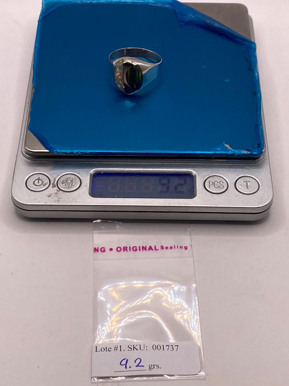 Anillo de Plata Ley 925 con Ópalo de Fuego, peso en gramos (báscula)