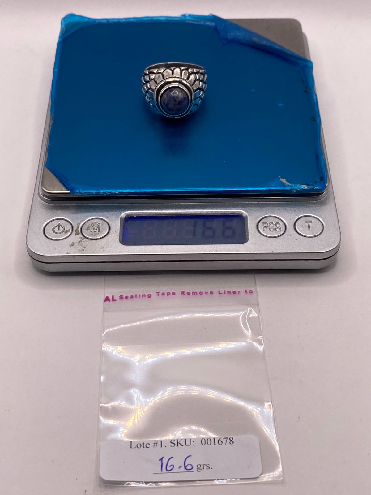 Anillo de Plata Ley 925 con Sodalita Azul, peso en gramos (báscula)