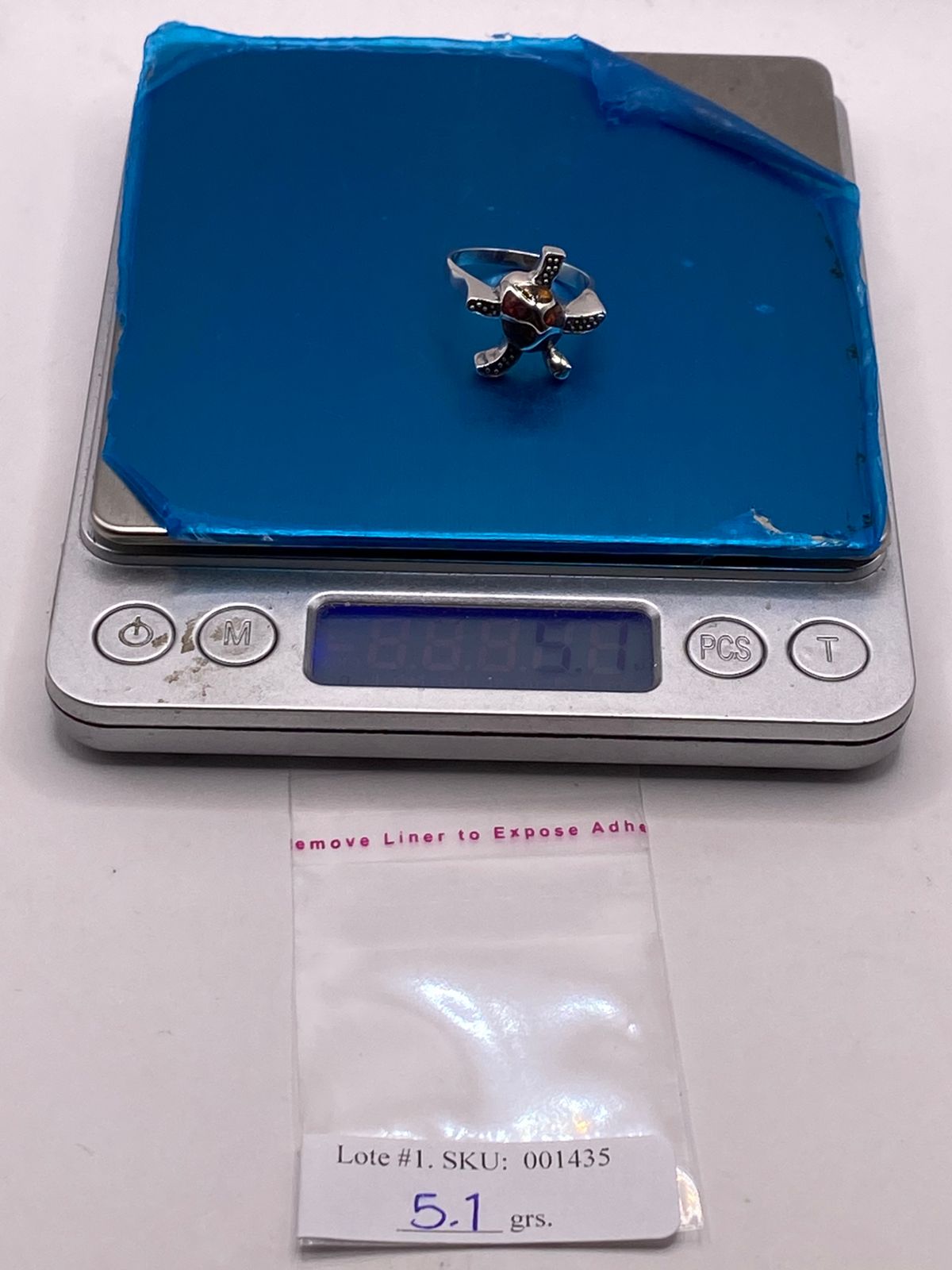 Anillo Tortuga Marina de Plata Ley 950 con Ópalo de Fuego Multicolor, peso en gramos (báscula)