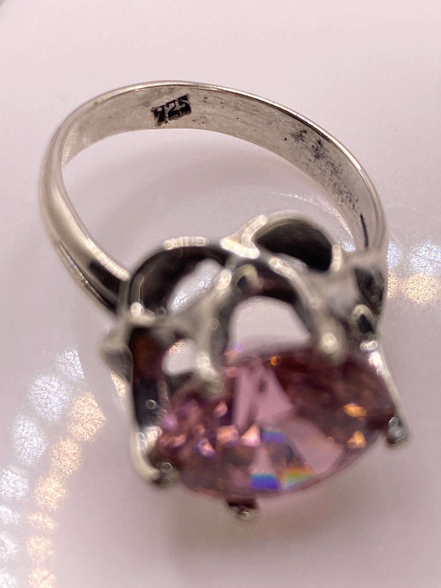 Anillo de Plata Solitario con Circonia Rosa — Coctel Elegante — foto 5