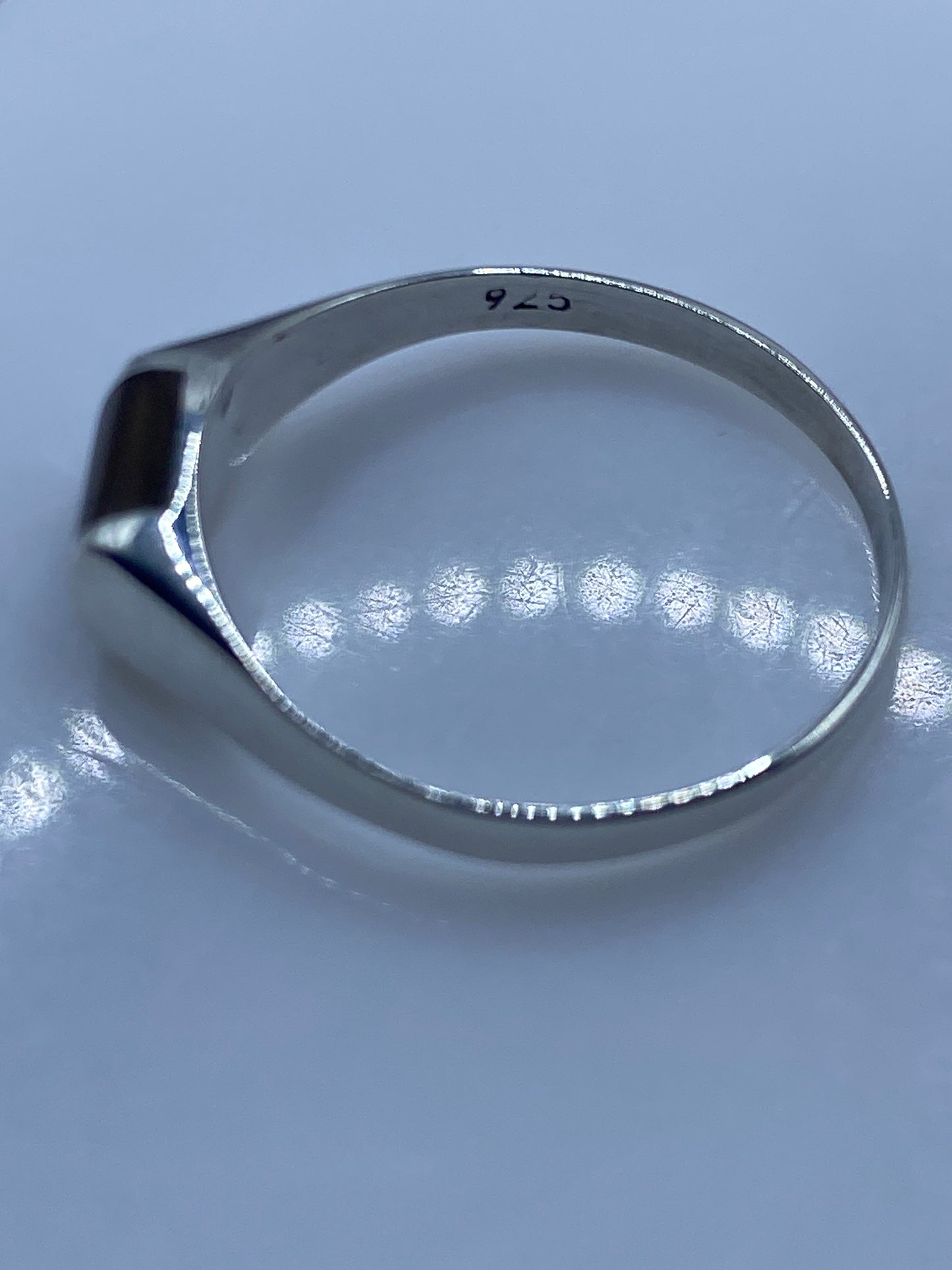 Anillo de Plata Solitario Minimalista — Talla 8 — foto 6