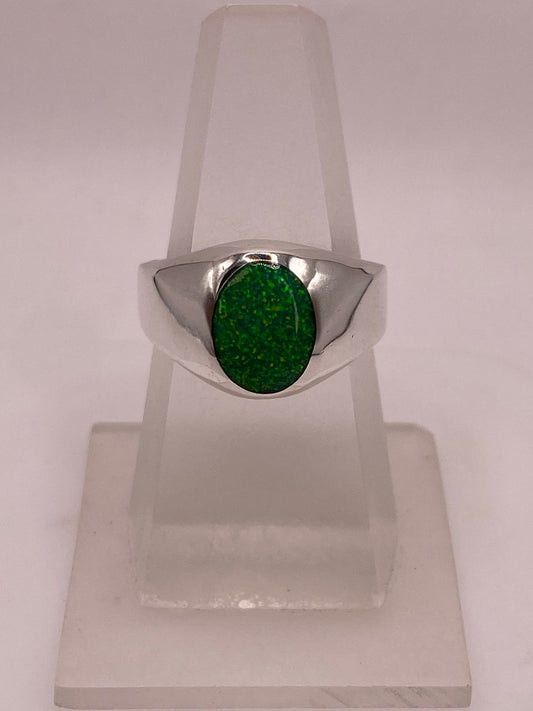 Anillo Contemporáneo con Ópalo de Fuego Verde en Plata .950, vista frontal