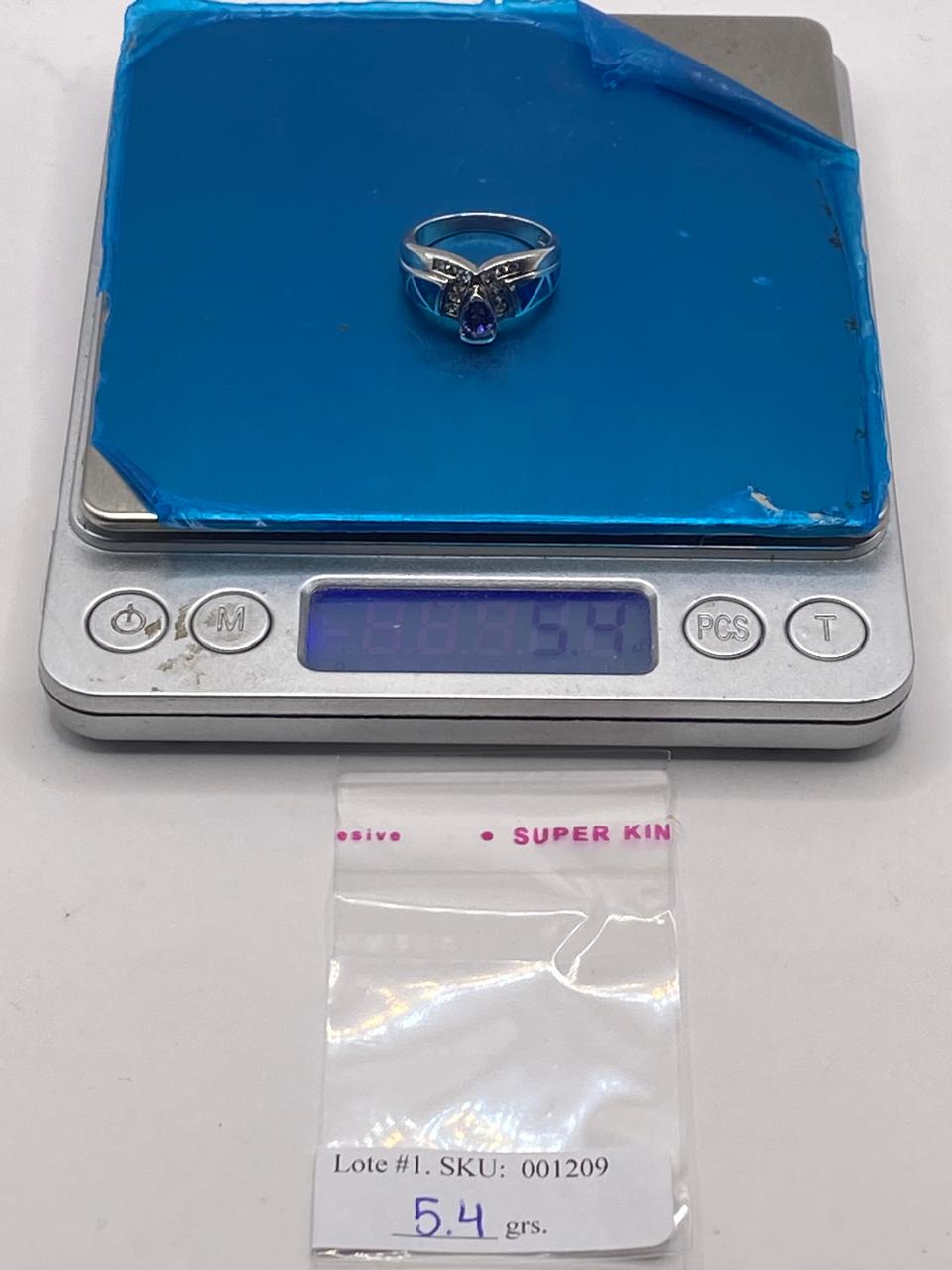 Anillo Elegante de Plata 925 con Ópalo de Fuego y Zirconia, peso en gramos (báscula)