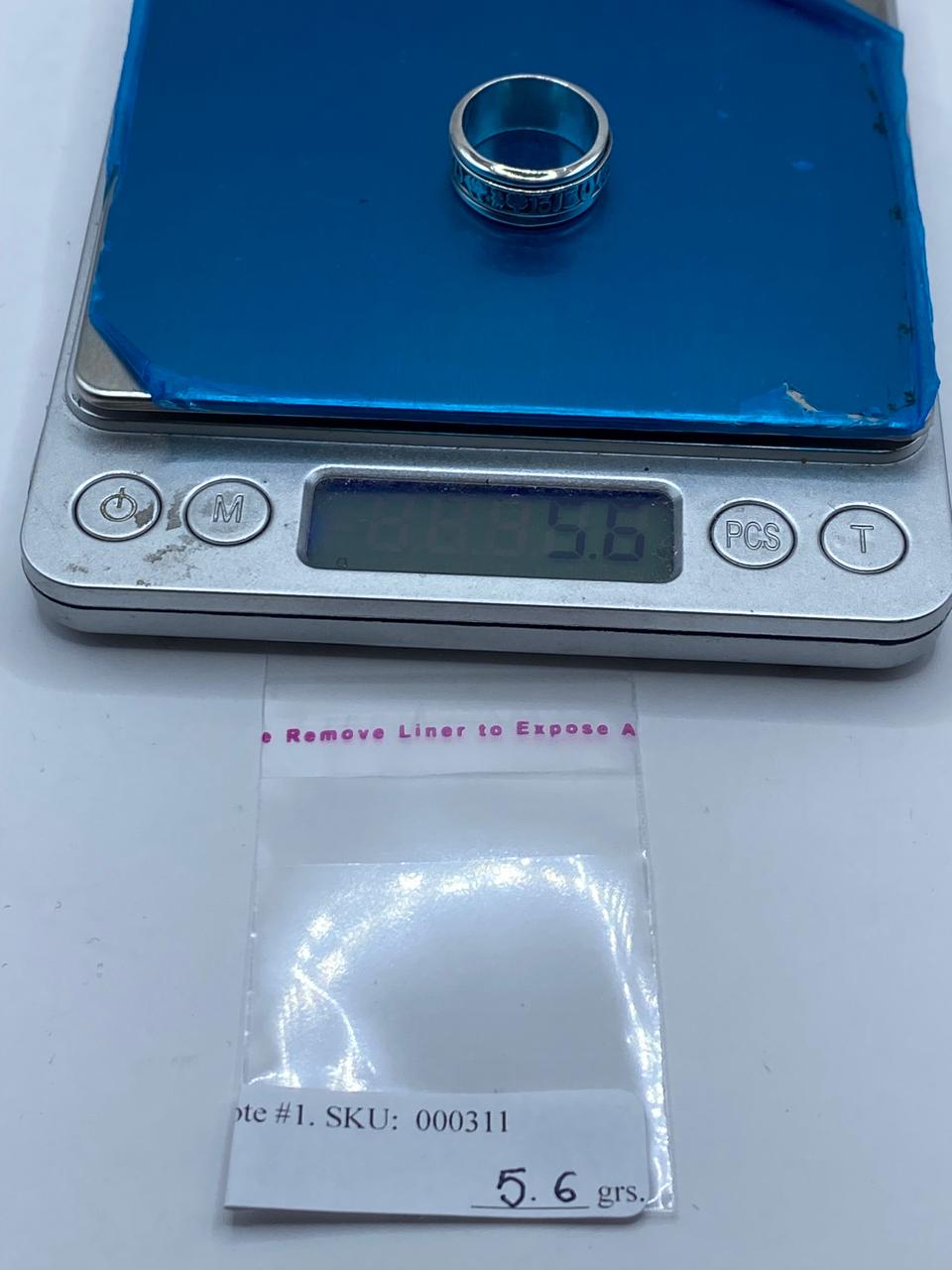 Anillo Giratorio de Plata .925 con Símbolos de la Suerte, peso en gramos (báscula)