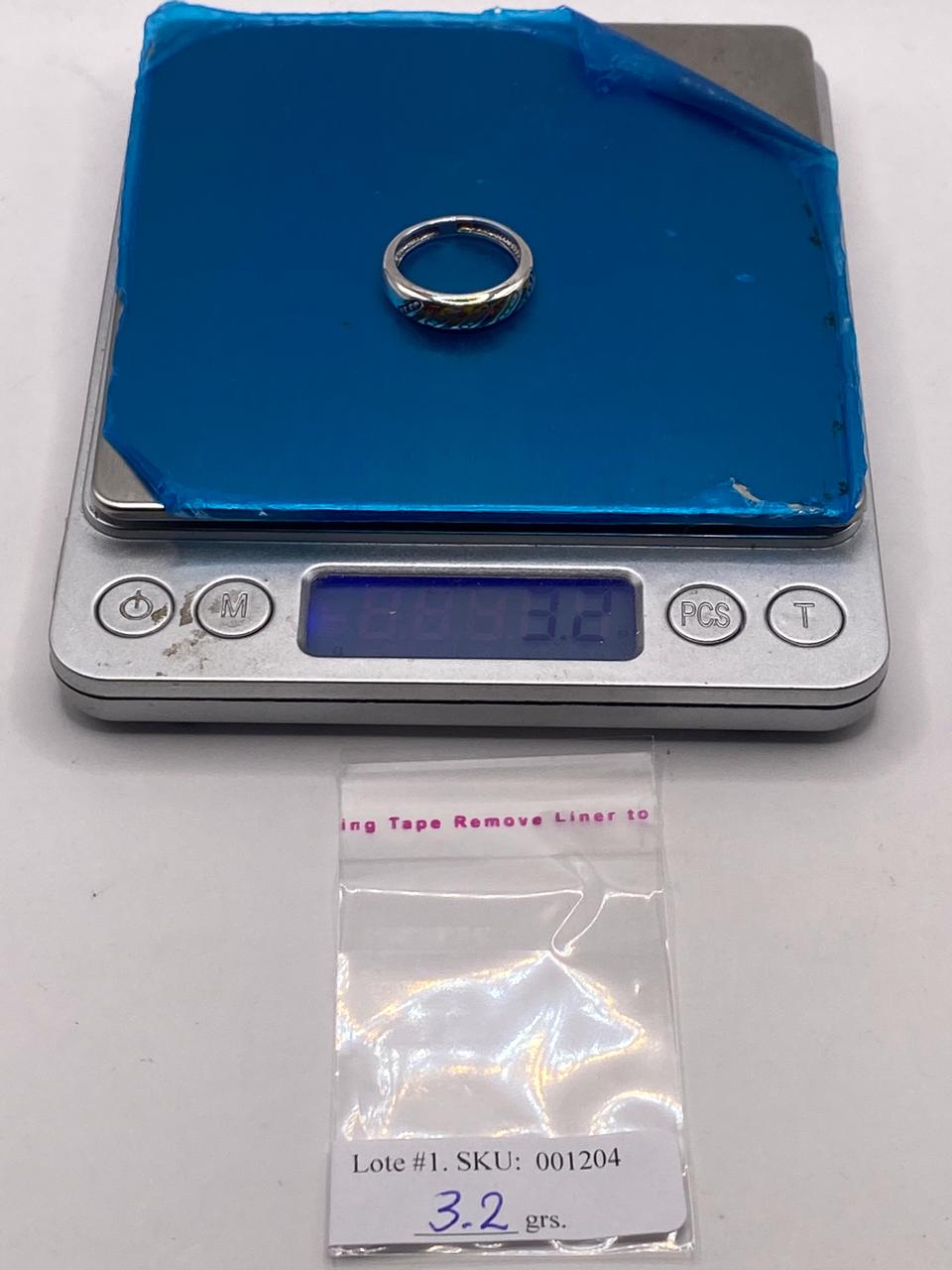Anillo con Incrustación Diagonal de Plata 950 y Ópalo de Fuego, peso en gramos (báscula)