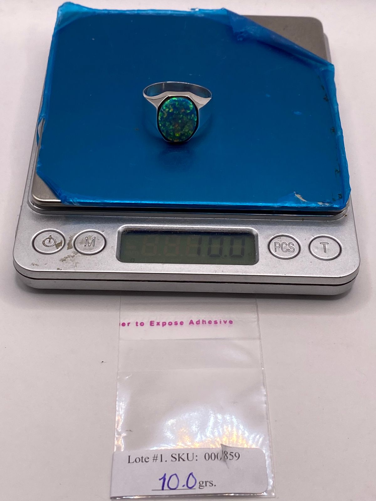Anillo con Ćpalo de Fuego Azulāverde Ovalado en Plata Ley 950, peso en gramos (bĆ”scula)