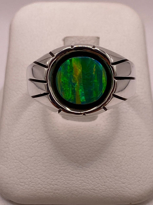 Anillo con Ópalo de Fuego Verde en Plata .950, vista frontal