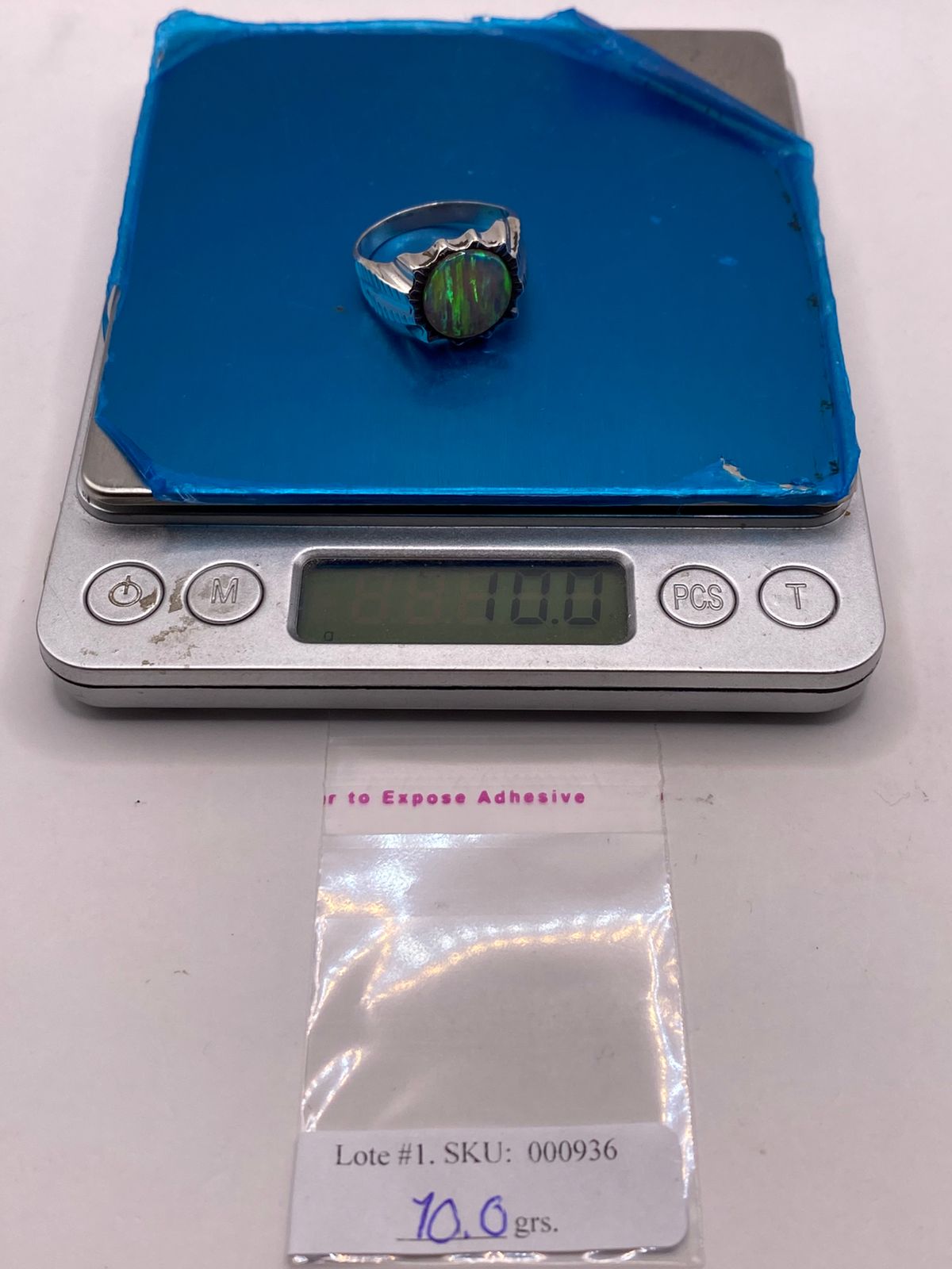 Anillo en Plata Ley 950 con Ópalo de Fuego Verde Diseño Circular Artesanal, peso en gramos (báscula)