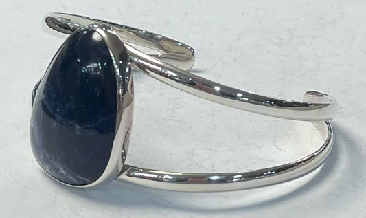 Brazalete con Lapizlazuli en Plata Ley 925, vista frontal