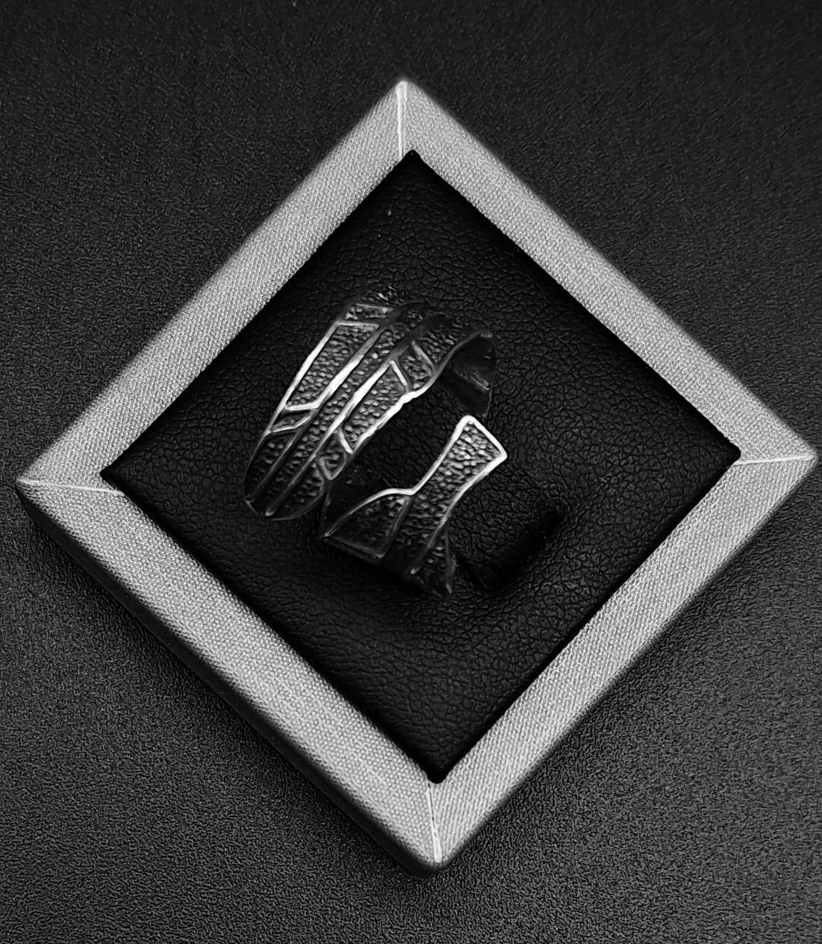 Anillo Plata Ley 925 , Hoja, sello de autenticidad Plata Ley .925