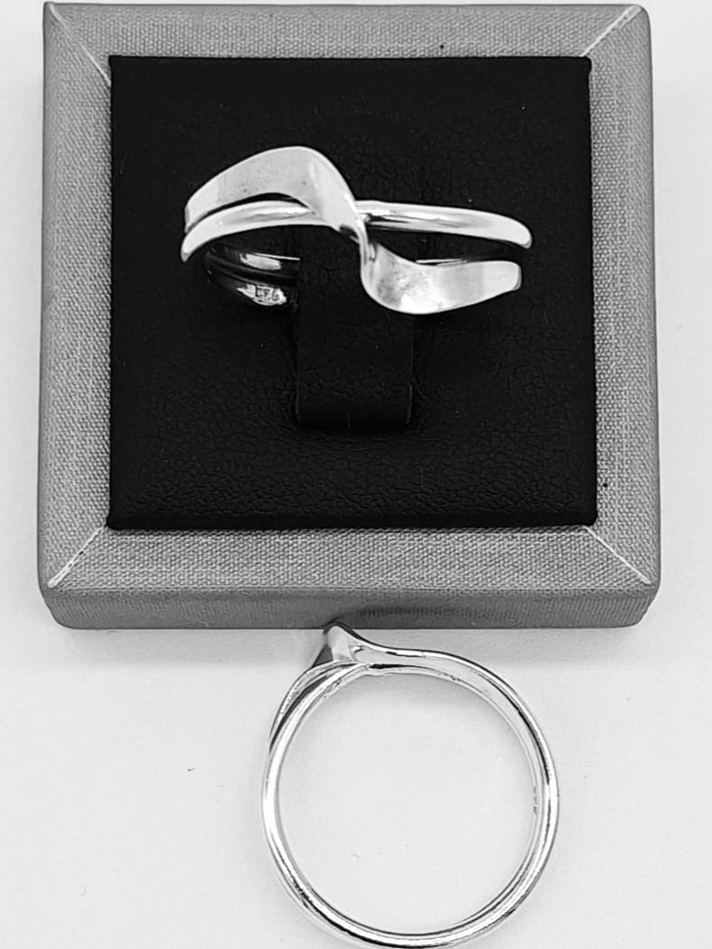 Anillo Plata Ley 925 ., sello de autenticidad Plata Ley .925