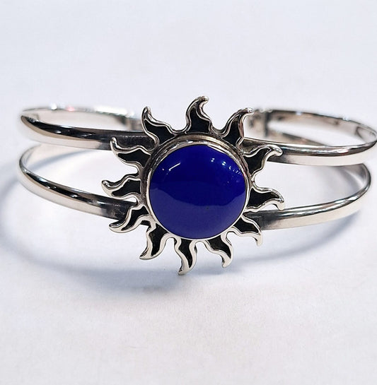 Sello de ley en el interior del brazalete con lapizlasuli en plata ley 925