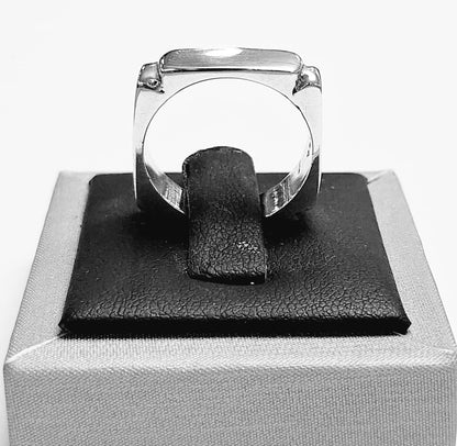 Anillo en Plata Ley 925, sello de autenticidad Plata Ley .925