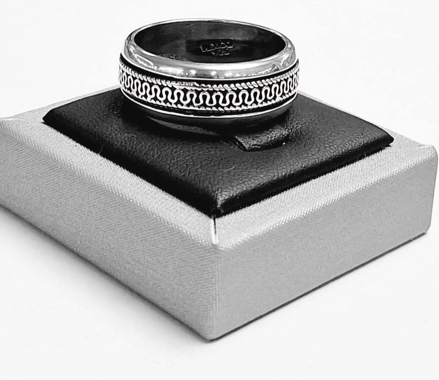 Anillo Anti Ansiedad en Plata Ley 925, vista frontal