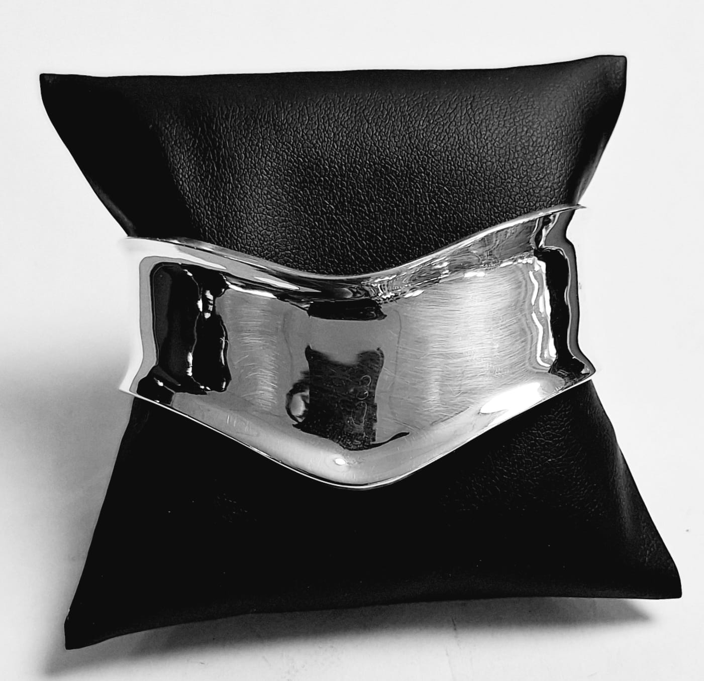 Brazalete en Plata Ley 925, vista frontal