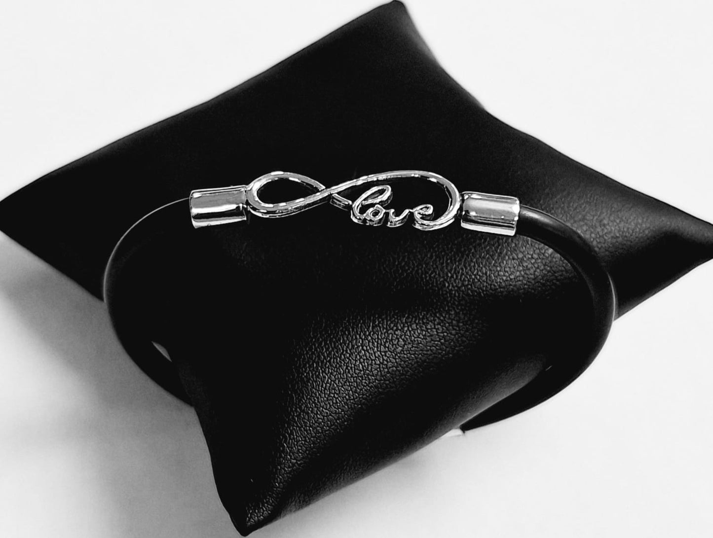 Brazalete en Plata Ley 925 con Caucho, vista frontal