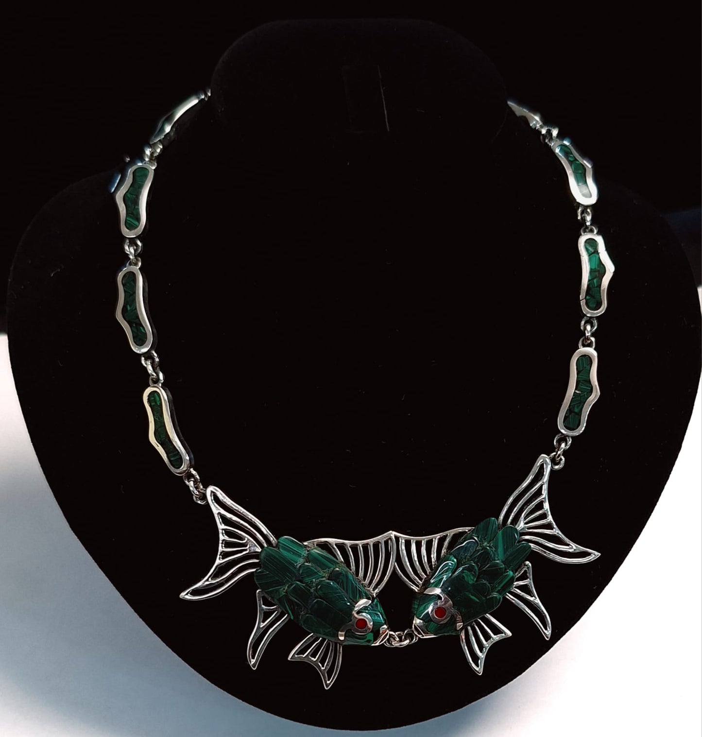 Collar Vintage Pescado con Incrustacines en Plata Ley 950, vista frontal