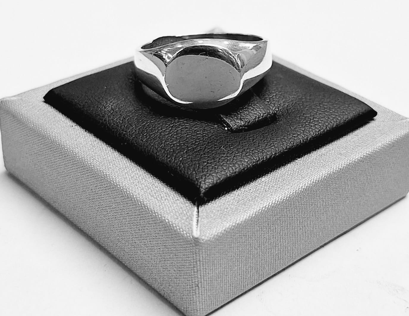 Anillo en Plata Ley 925, vista frontal
