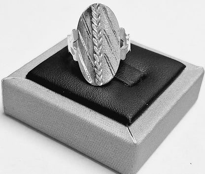 Anillo Diamantada en Plata Ley 925, sello de autenticidad Plata Ley .925