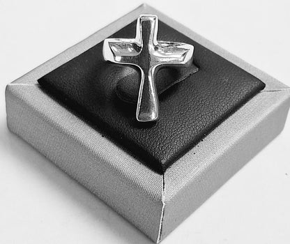 Anillo Cruz en Plata Ley 925, vista frontal