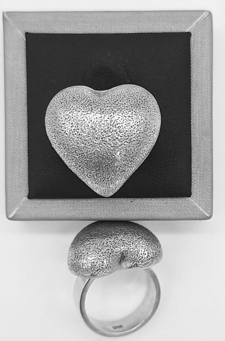 Sello de ley en el interior del anillo plata ley 925