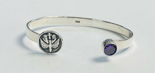 Sello de ley en el interior del brazalete en plata ley 925