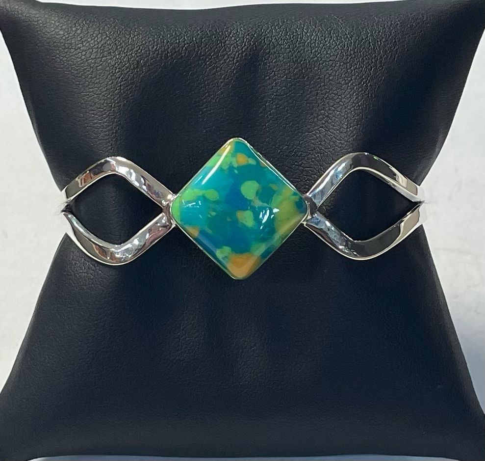 Brazalete con Turquesa en Plata Ley 925, sello de autenticidad Plata Ley .925
