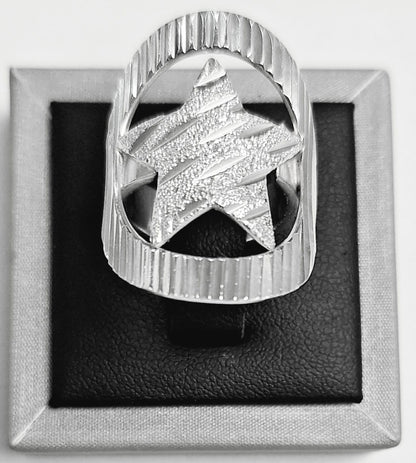 Sello de ley en el interior del anillo diamanta plata ley 925