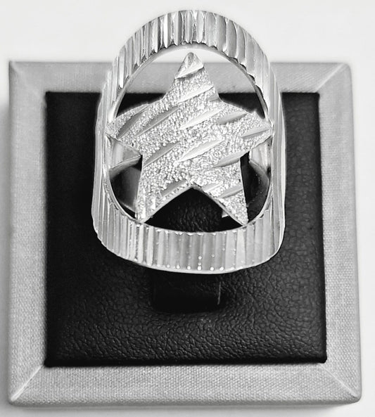 Sello de ley en el interior del anillo diamanta plata ley 925