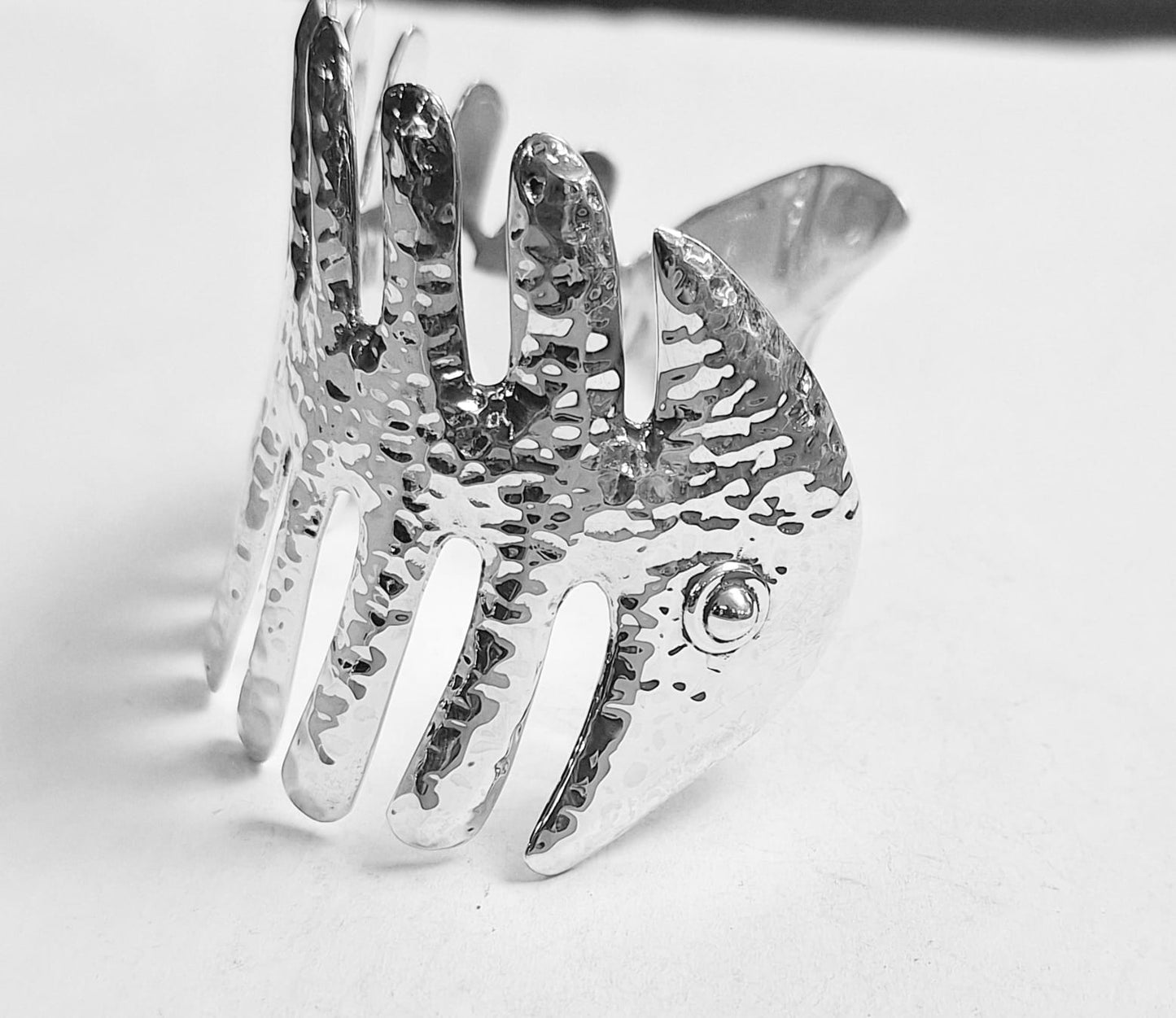 Brazalete Esqueleto en Plata Ley 925, vista frontal