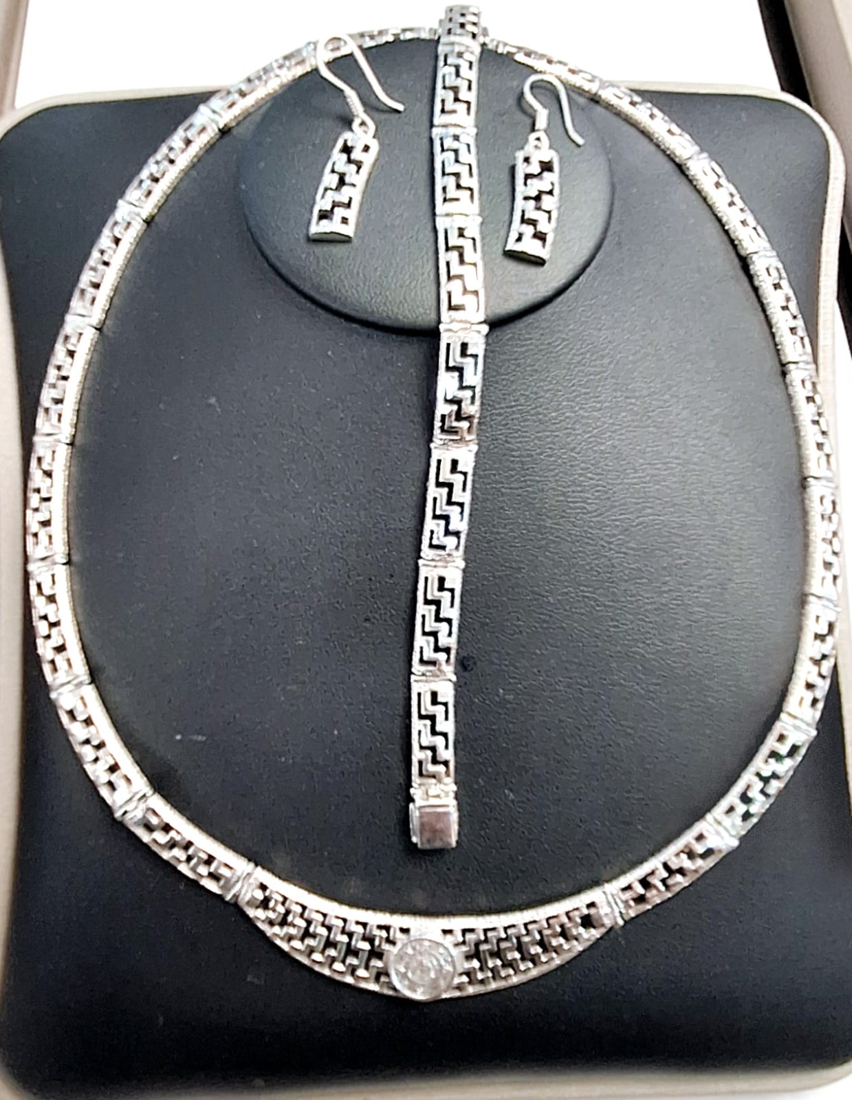 Set de Collar en Plata Ley 950, sello de autenticidad Plata Ley .925