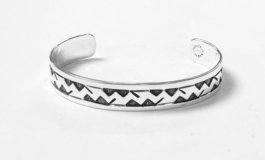 Sello de ley en el interior del brazalete jopi en plata ley 925