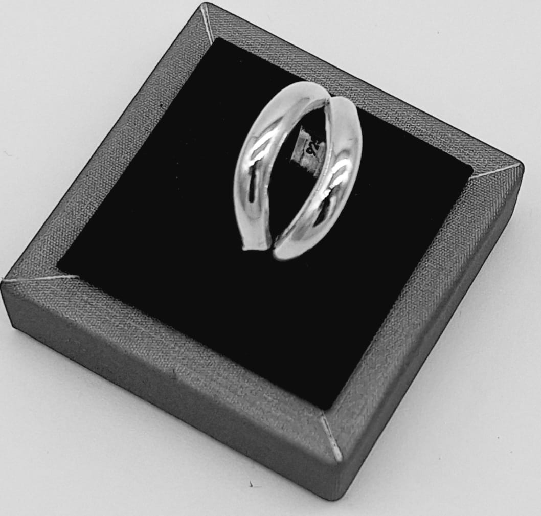 Anillo Plata Ley 925, vista frontal