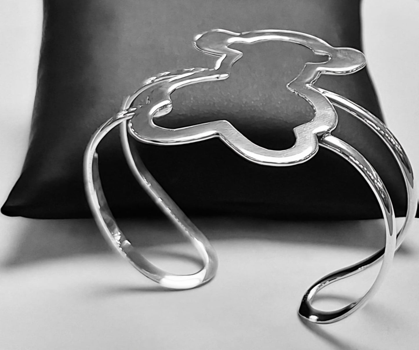 Brazalete en Plata 925, sello de autenticidad Plata Ley .925
