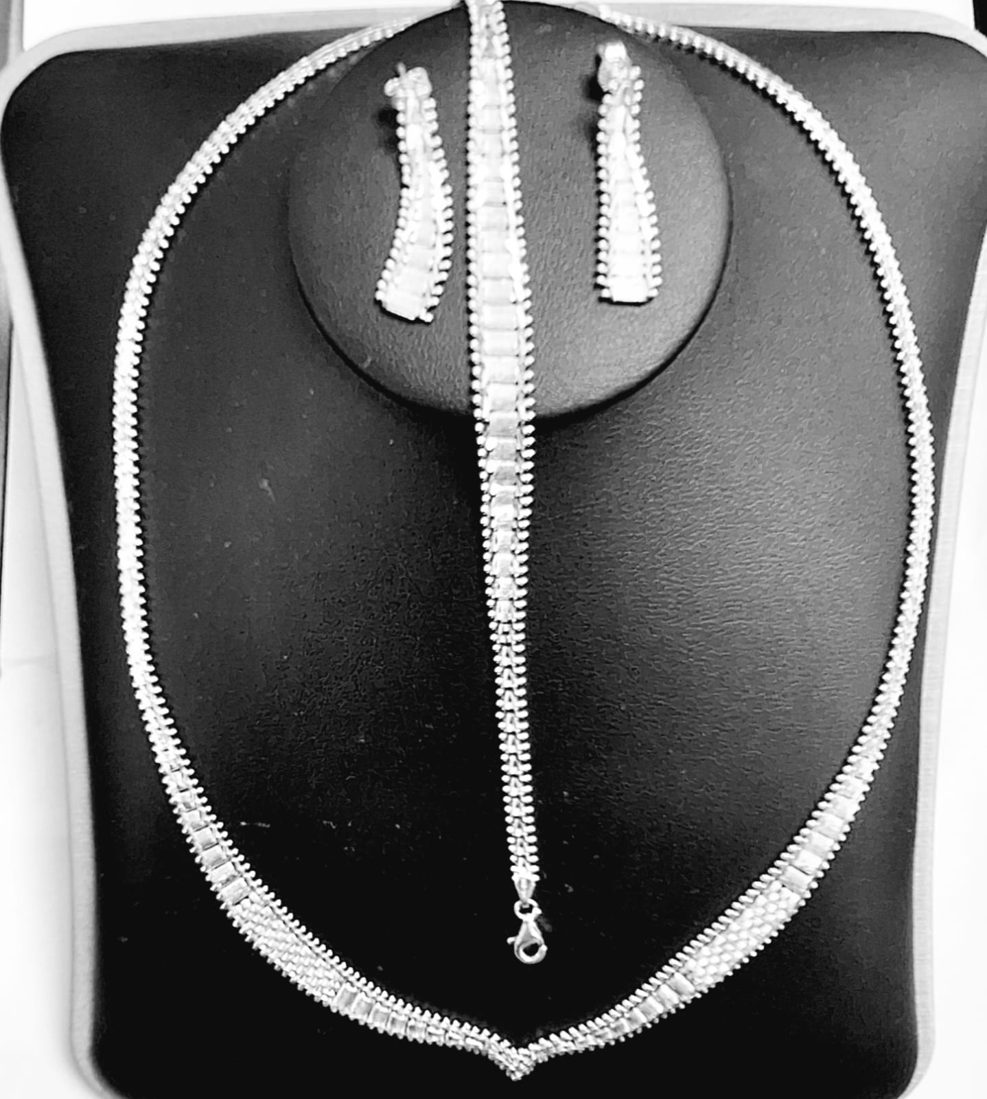 Set de Collar Diamantantado en Plata Ley 925, vista frontal