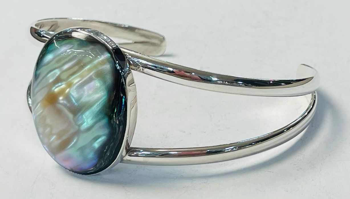 Brazalete con Concha de Abulon en Plata Ley 925, sello de autenticidad Plata Ley .925