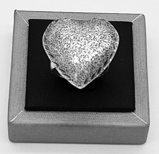 Sello de ley en el interior del anillo diamantada plata ley 925